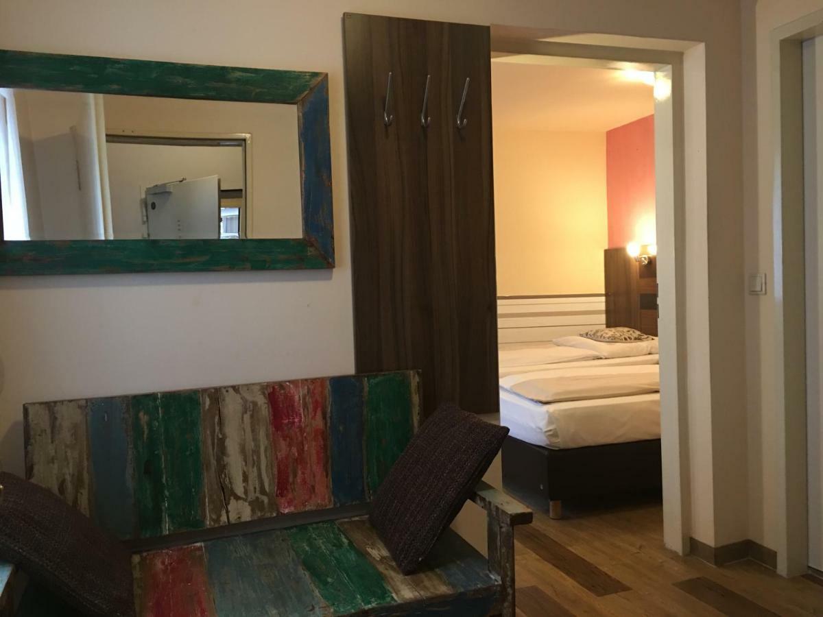 Altdüsseldorf 3*